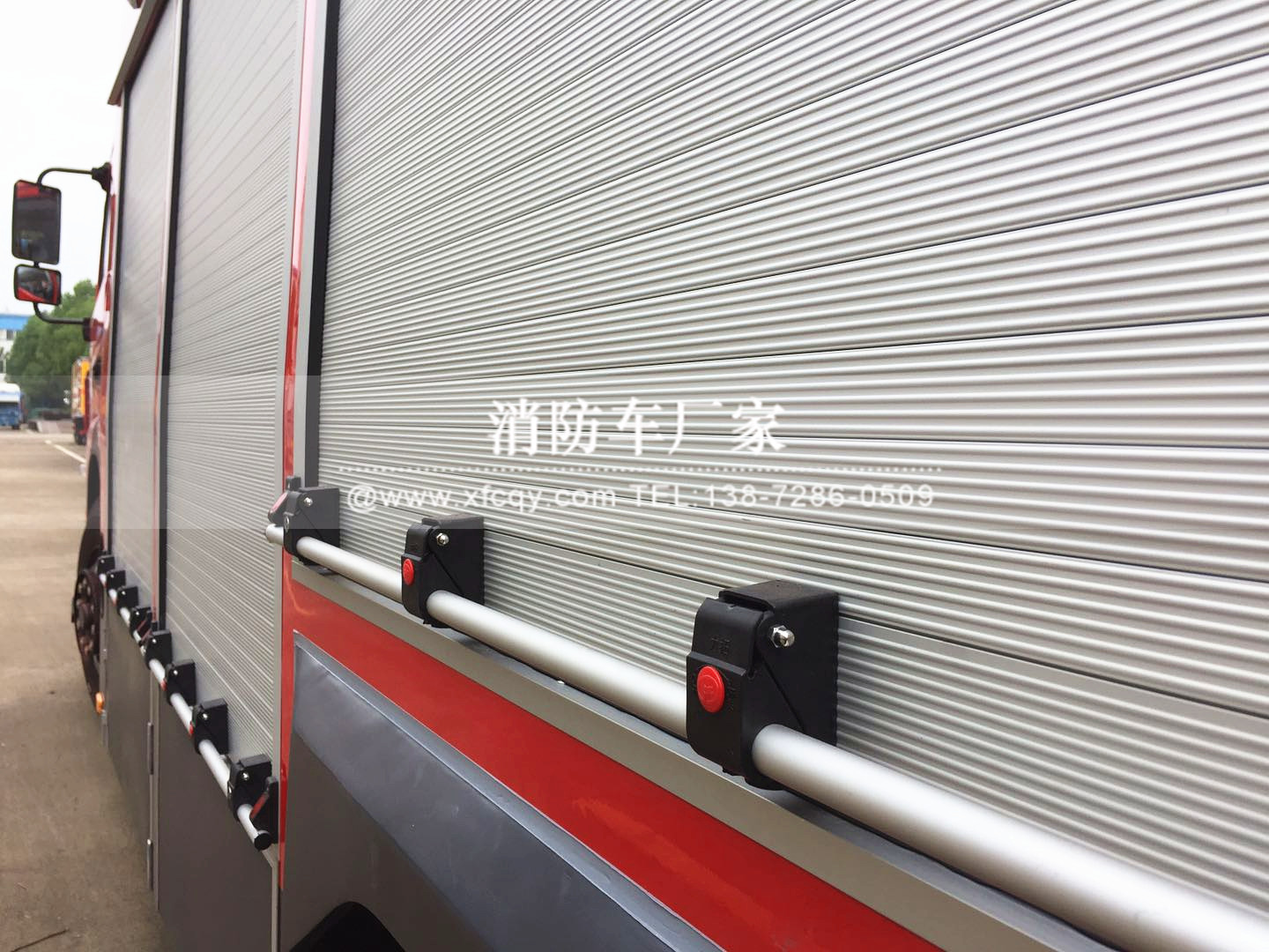 消防車卷簾門